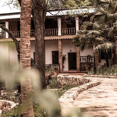 Casa Del Val - Villa Maria Hotel ซาน เบอนาร์ดิโน ภายนอก รูปภาพ