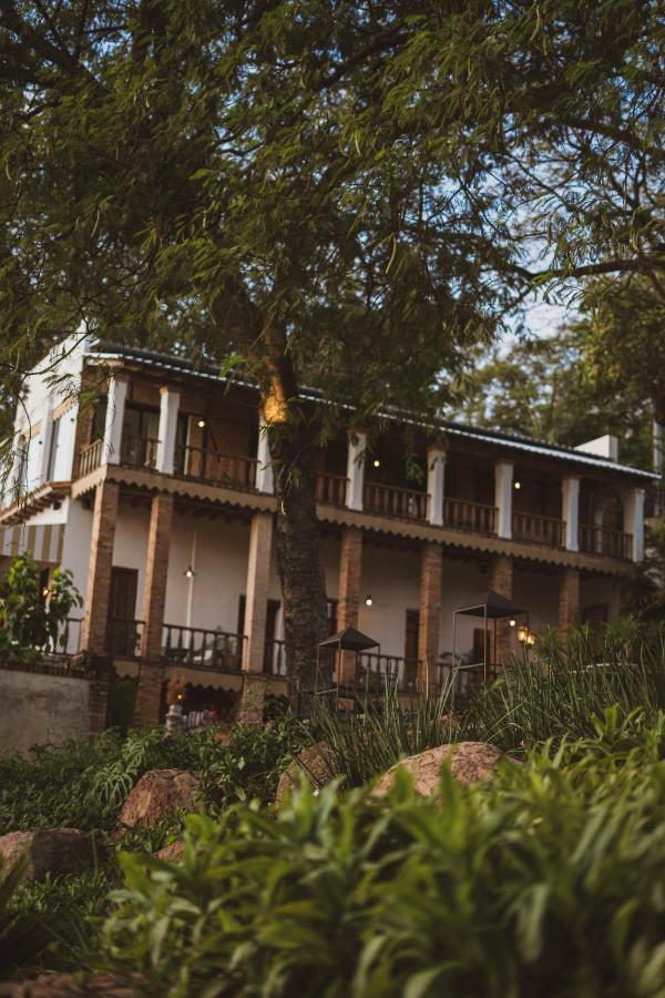 Casa Del Val - Villa Maria Hotel ซาน เบอนาร์ดิโน ภายนอก รูปภาพ