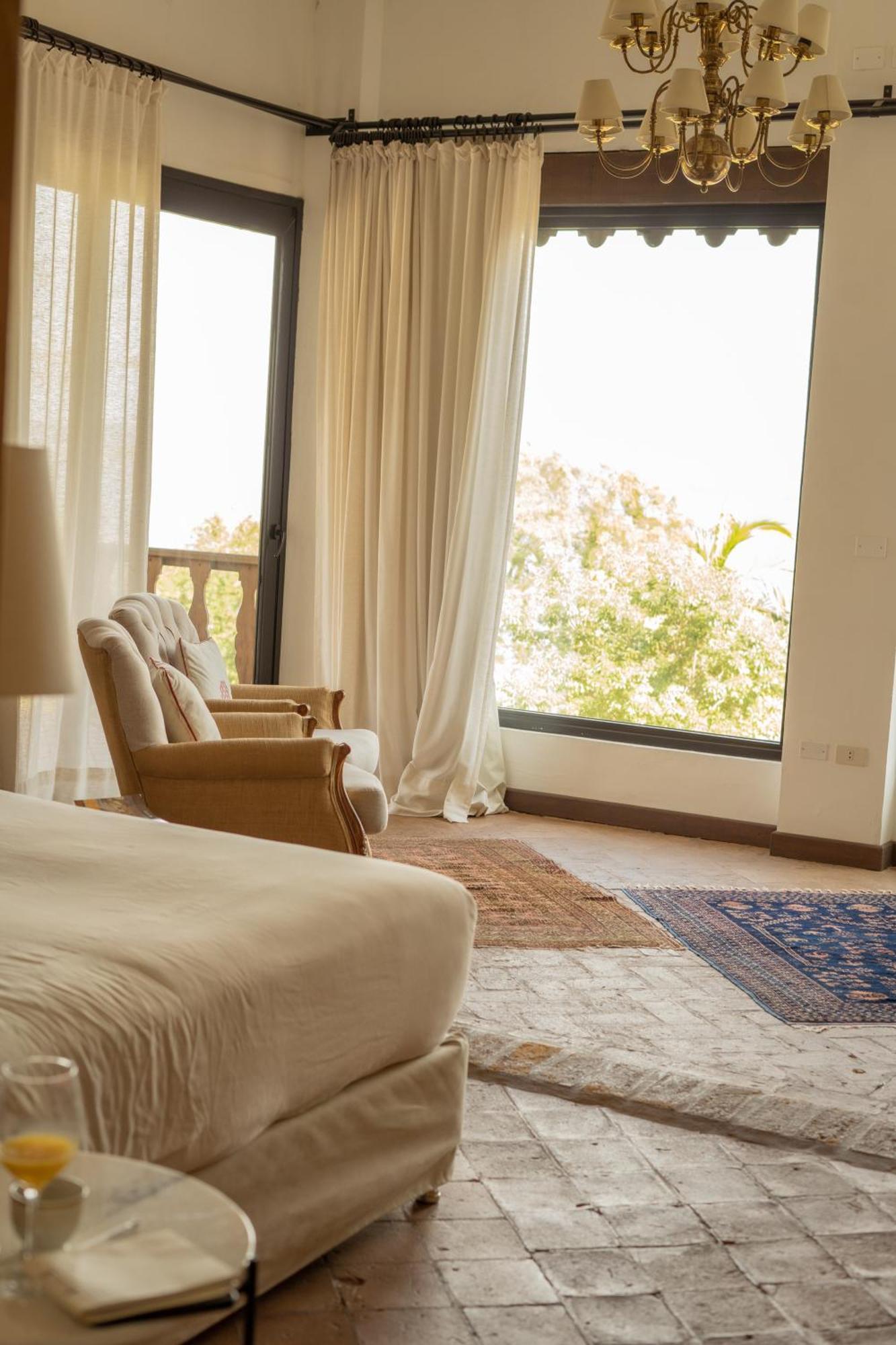 Casa Del Val - Villa Maria Hotel ซาน เบอนาร์ดิโน ภายนอก รูปภาพ